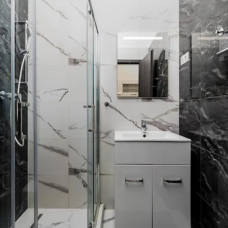 Charming In * Budapeszt