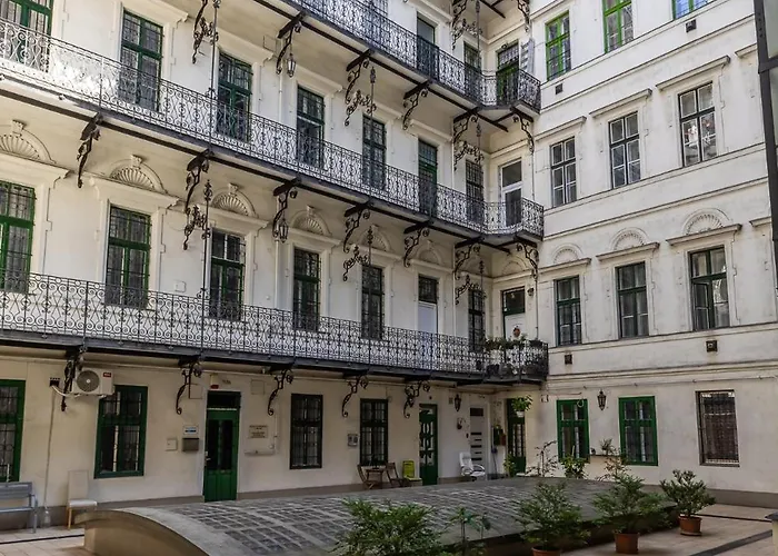 Charming In Apartament