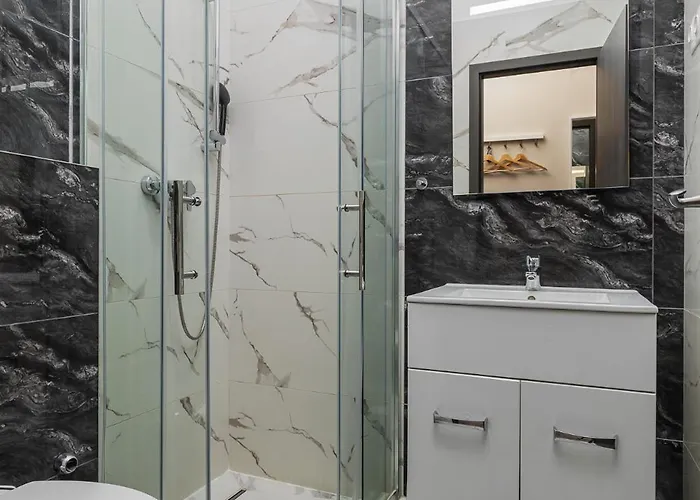 Apartament Charming In *