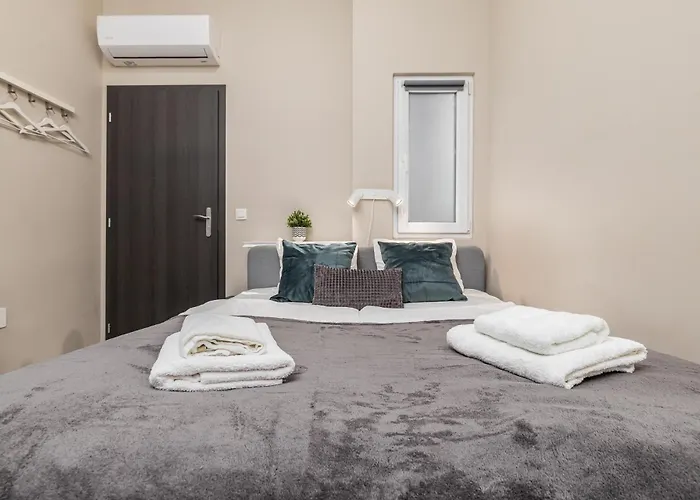 Apartment Charming In Budapest